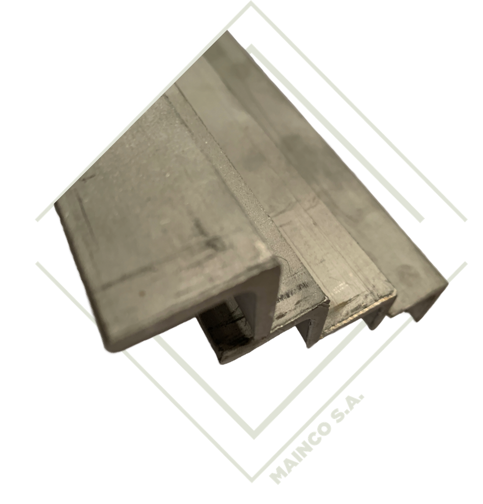 ANGULAR SS304 3"X3" E-1/4"